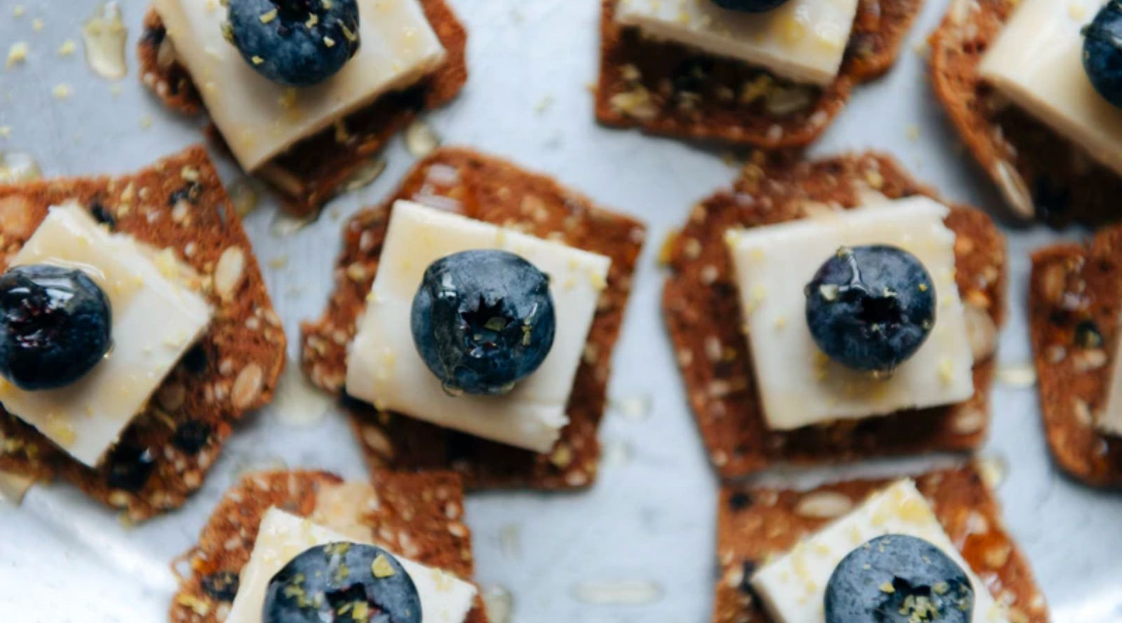 Raw Wild Blueberry Cheesecake Bites